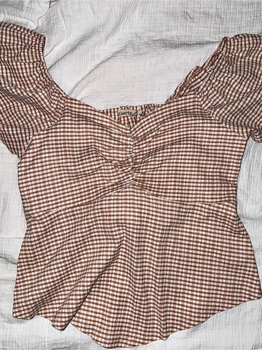 Liberty Gingham Ruched Blouse in Brown & White Size Medium